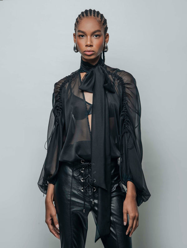 CASSANDRE BLACK BLOUSE